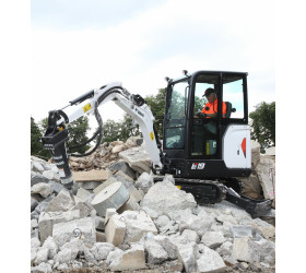 Minikoparka E19 BOBCAT Minikoparka E19 BOBCAT
