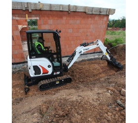 Minikoparka E19 BOBCAT Minikoparka E19 BOBCAT