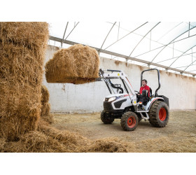 Traktor kompaktowy BOBCAT CT2035 HST