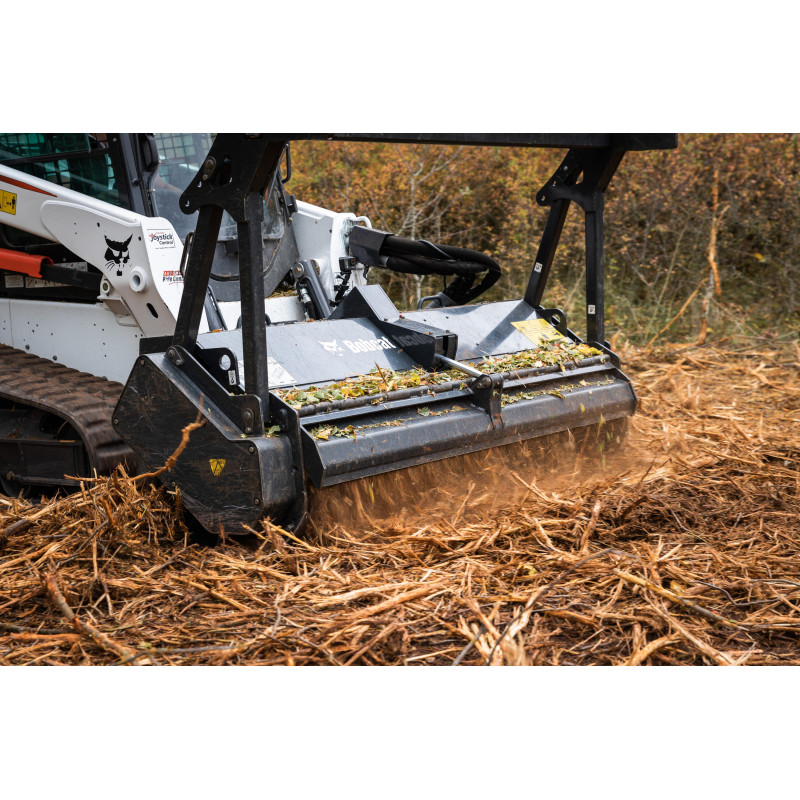 Obcinacz do prac w lesie BOBCAT FRC 200 HT