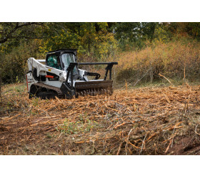 Obcinacz do prac w lesie BOBCAT FRC 200 HT