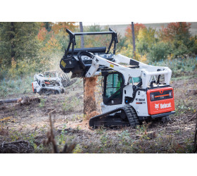 Obcinacz do prac w lesie BOBCAT FRC 200 HT