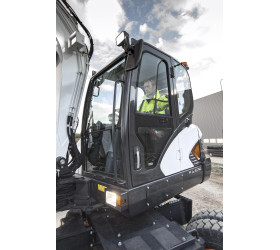 Minikoparka kołowa E57W BOBCAT