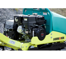 Walec prowadzony AMMANN ARW 65-S Honda