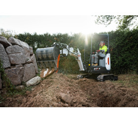 Minikoparka BOBCAT E17z R2