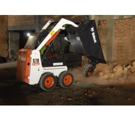 Kosz samowyładowczy BOBCAT