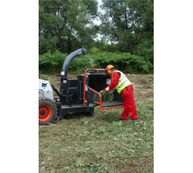 Rębak do drewna BOBCAT 8B