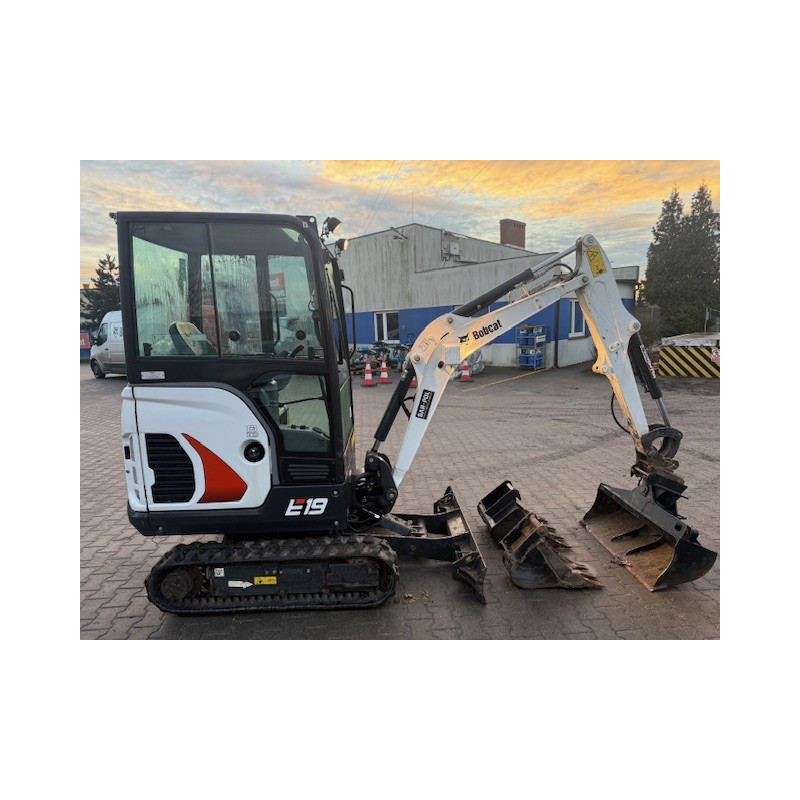 używana Minikoparka E19 BOBCAT