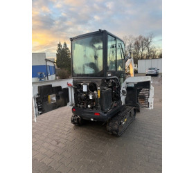 używana Minikoparka BOBCAT E19