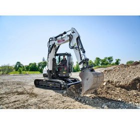 Minikoparka BOBCAT E88