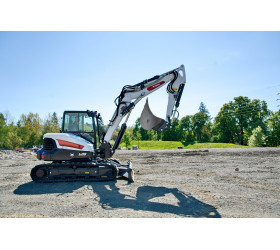 Minikoparka BOBCAT E88