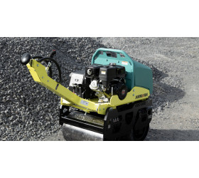 Walec prowadzony AMMANN ARW 65 Yanmar