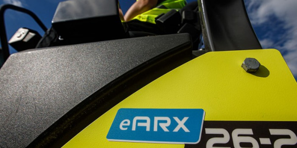 Nowy walec wibracyjny - AMMANN eARX 26 na baterie!