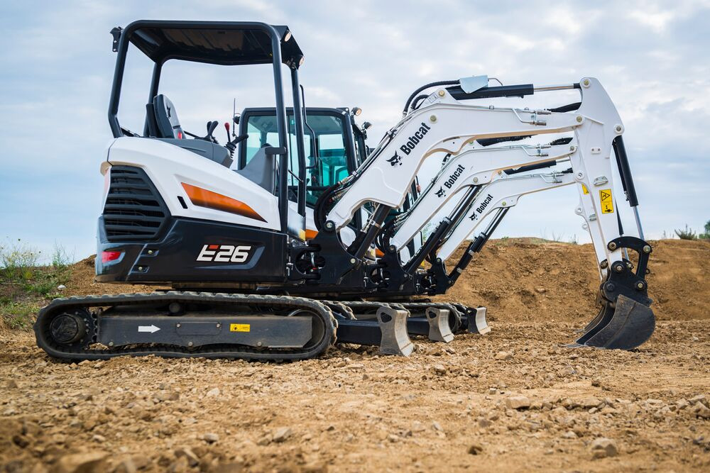 Najważniejsze cechy koparki Bobcat E26 - sprawdź dlaczego to może być maszyna dla Ciebie!