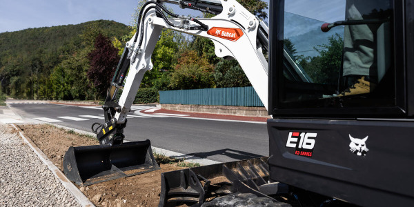 Nowa generacja minikoparek Bobcat 1-2 t: niezrównana wydajność