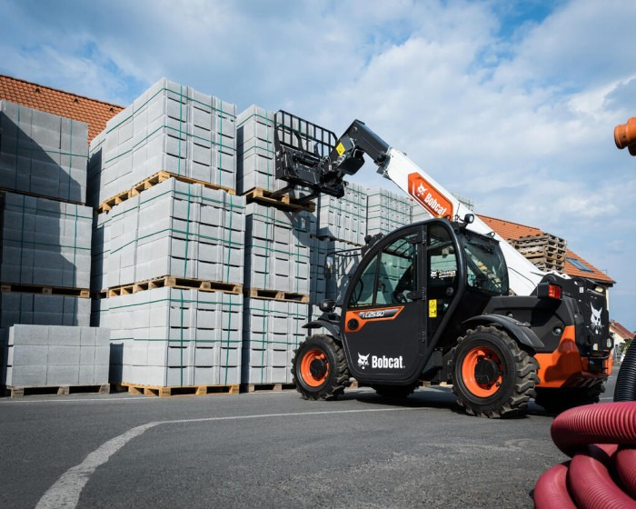 Nowa SUPERKOMPAKTOWA ładowarka teleskopowa - Bobcat