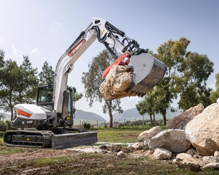Bobcat - zapowiada wprowadzenie nowej koparki o masie 8T