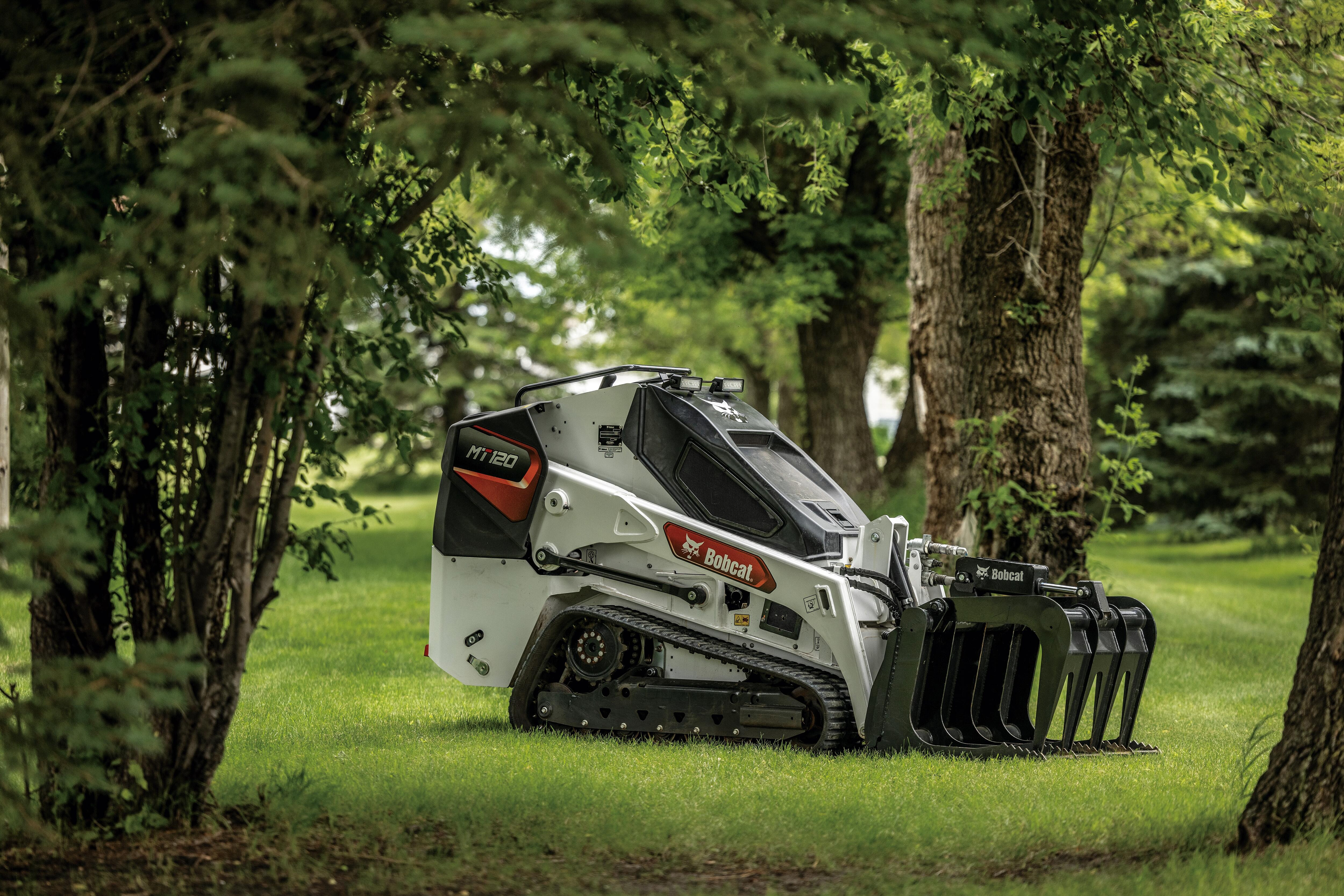 Nowa miniładowarka gąsienicowa Bobcat MT120