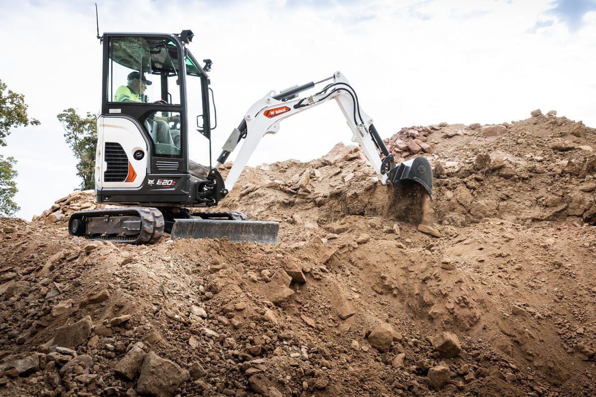 Nowa generacja minikoparek Bobcat 1-2 t: niezrównana wydajność