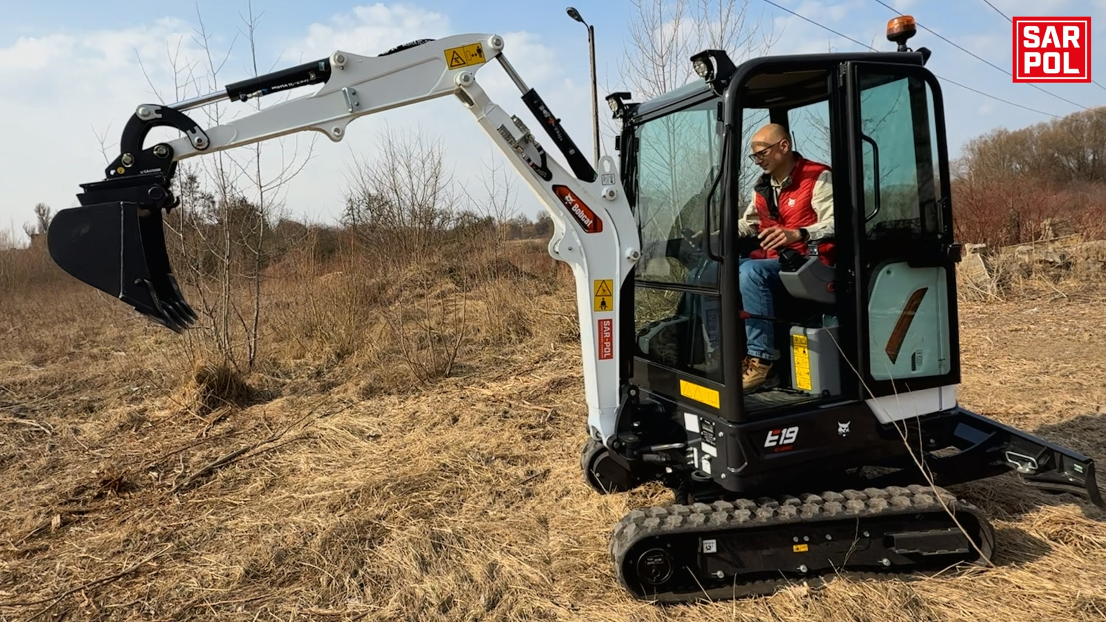 Poznaj nową wersję koparki Bobcat E19 (dostępna już od grudnia 2025 r.)